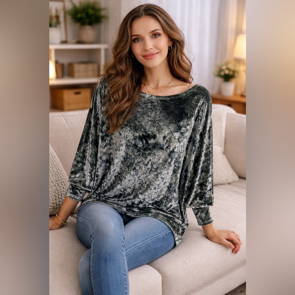 Fantastic Fawn Velvet Batwing / Dolman Top — Size M